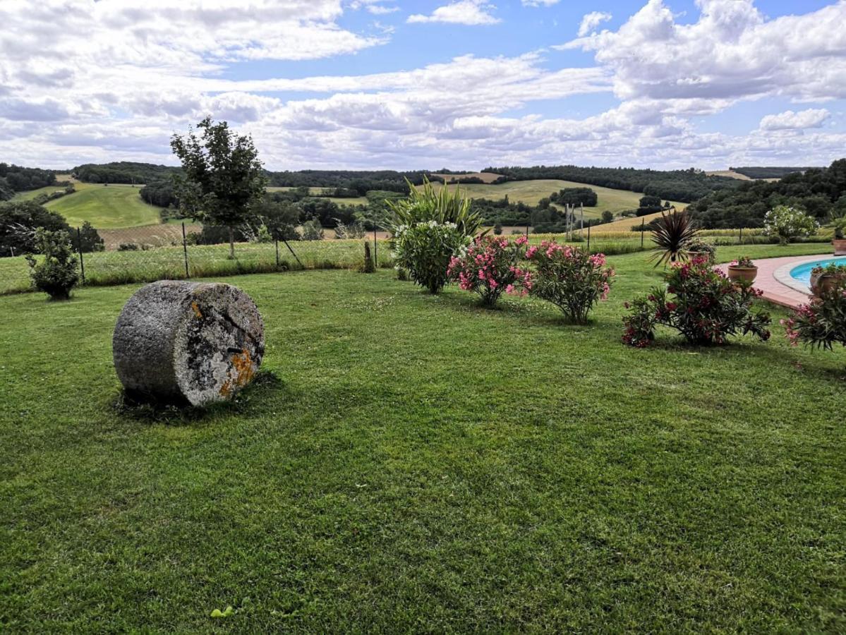 Les Hauts De Grazac, Chambres Et Tables D'Hotes Grazac  Экстерьер фото