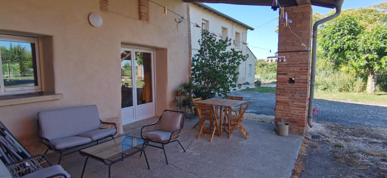 Les Hauts De Grazac, Chambres Et Tables D'Hotes Grazac  Экстерьер фото
