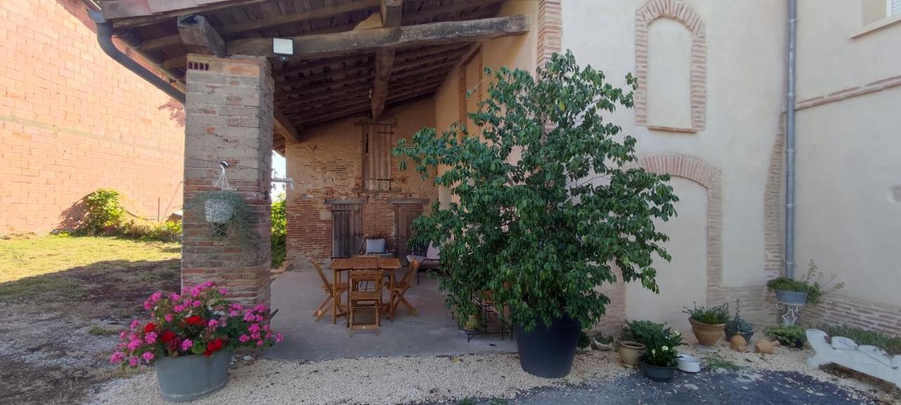 Les Hauts De Grazac, Chambres Et Tables D'Hotes Grazac  Экстерьер фото