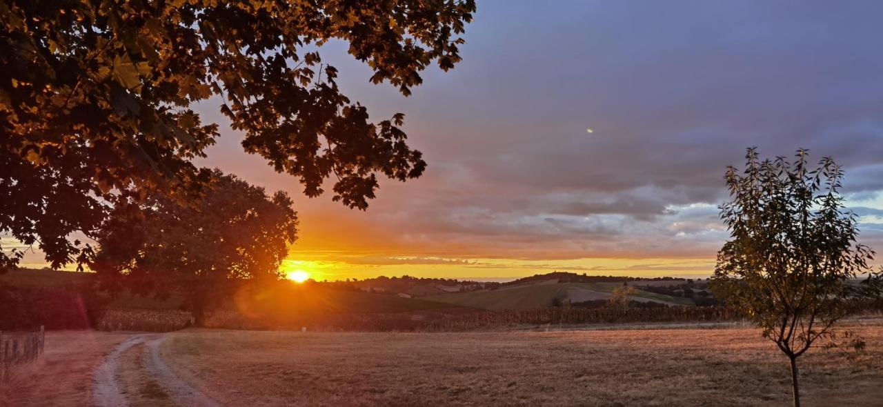 Les Hauts De Grazac, Chambres Et Tables D'Hotes Grazac  Экстерьер фото