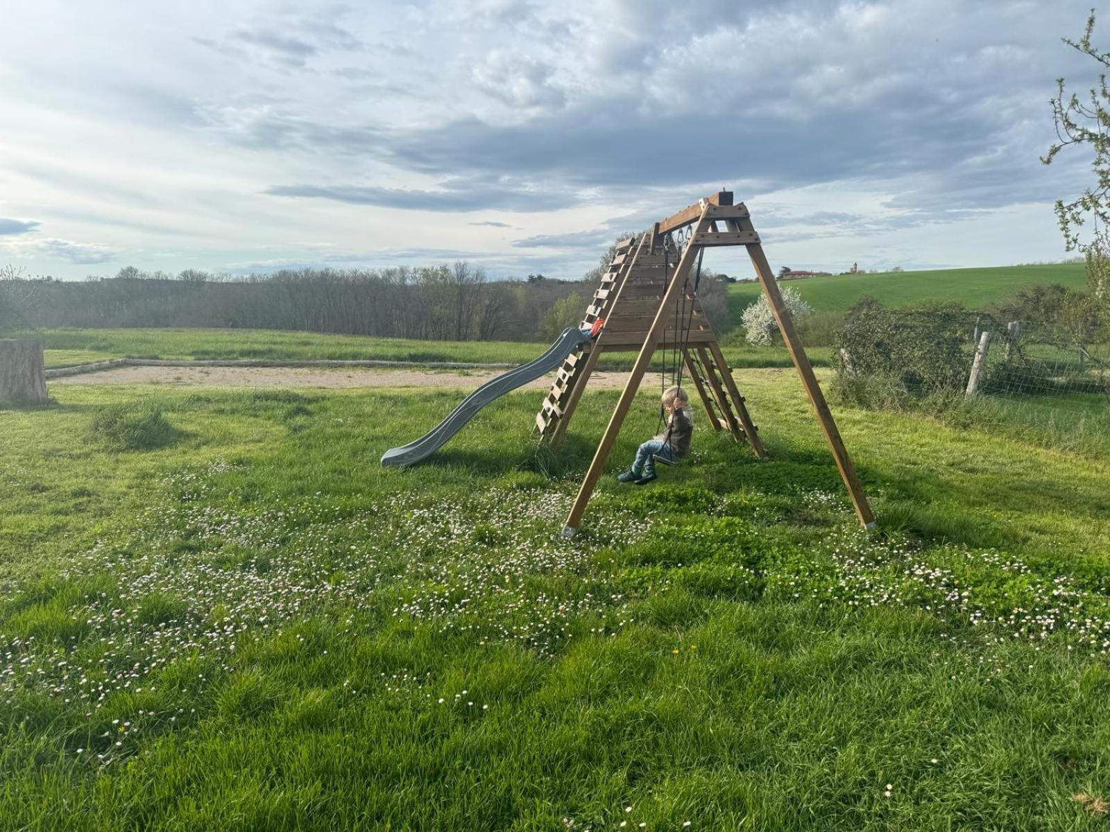 Les Hauts De Grazac, Chambres Et Tables D'Hotes Grazac  Экстерьер фото